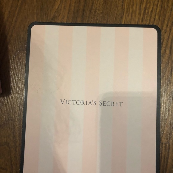 🔥Vs pink collectors items🔥 - Picture 8 of 11